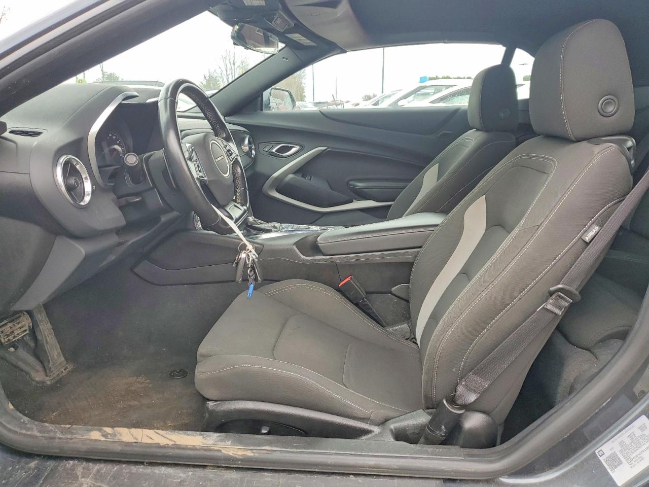 2023 Chevrolet Camaro VIN 1G1FB3DX5P0133210 photo 7