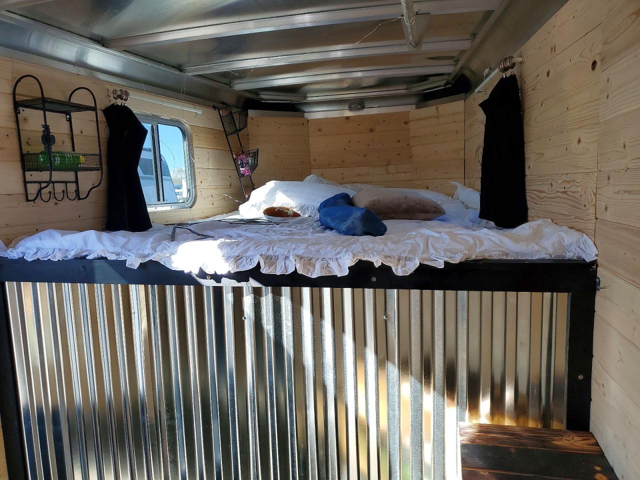 2015 FEATHERLITE Utility VIN 4FGB11820FC135269 photo 5