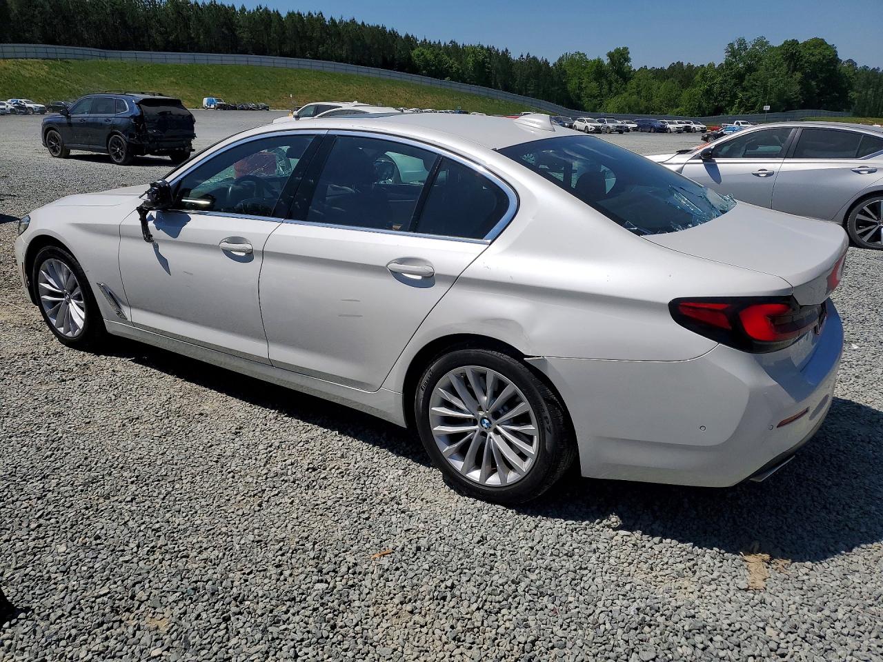 2021 BMW 5 series VIN WBA53BJ03MWW93248 photo 2