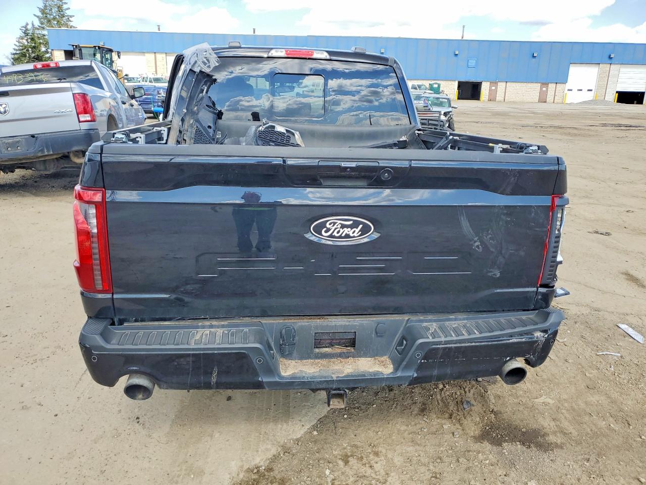 2024 Ford F150 VIN 1FTFW3LD7RFC17404 photo 6