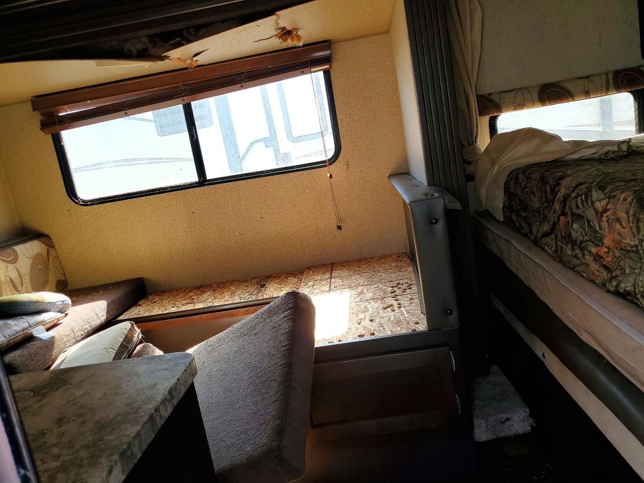 2015 FOREST All models VIN 4X4TCKC27FK028950 photo 5