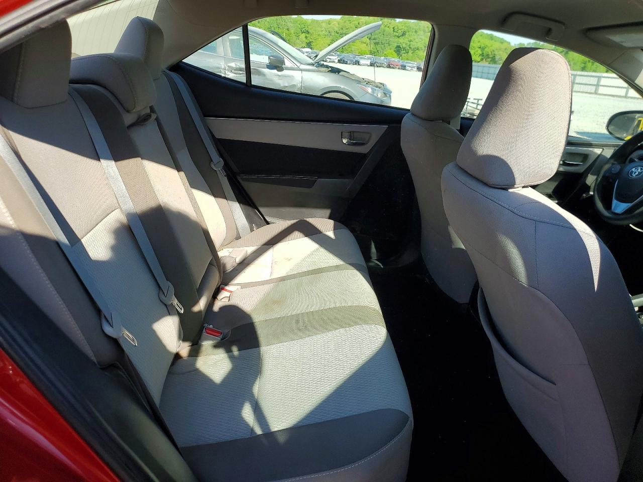 2018 Toyota Corolla VIN 2T1BURHEXJC019373 photo 10