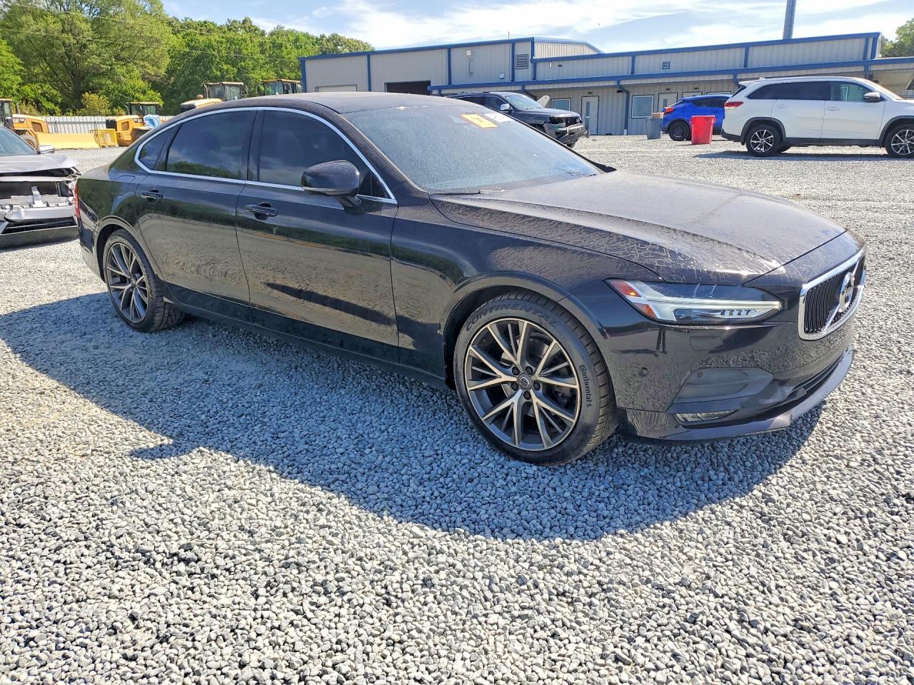 2018 Volvo S90 VIN LVY982AK2JP006668 photo 4