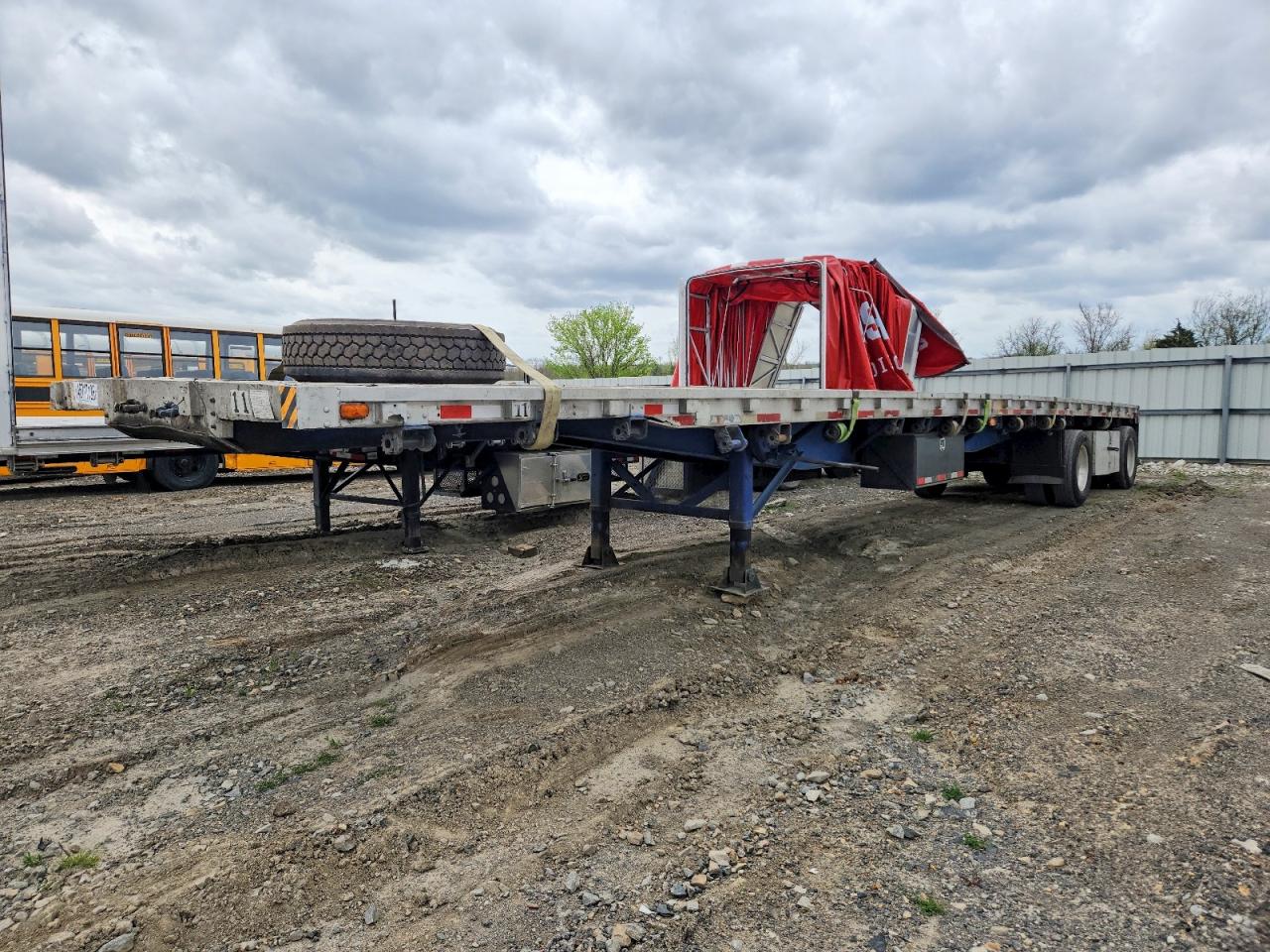 1990 WILSON Flat bed VIN 1W1BJB6B8LE305107 photo 2