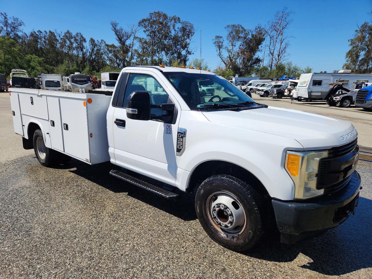 2017 Ford F350 VIN 1FDRF3G62HEC47452 photo 4