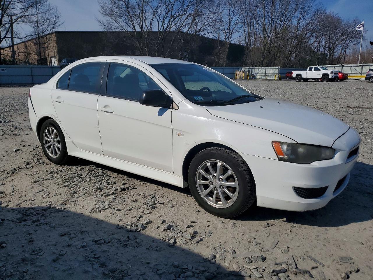 2011 Mitsubishi Lancer VIN JA32U2FU2BU001079 photo 4