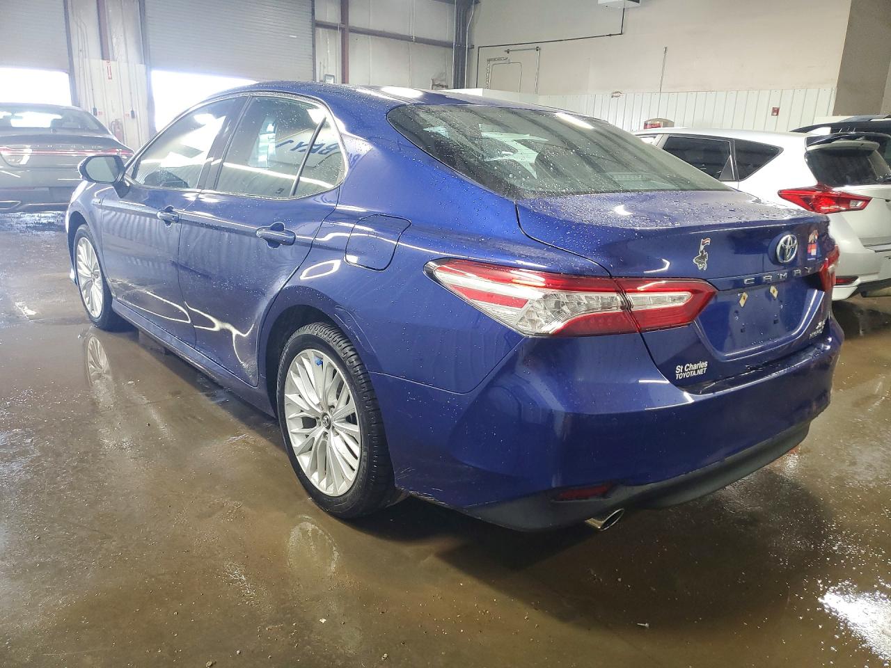 2018 Toyota Camry sola VIN 4T1B21HK6JU501558 photo 2