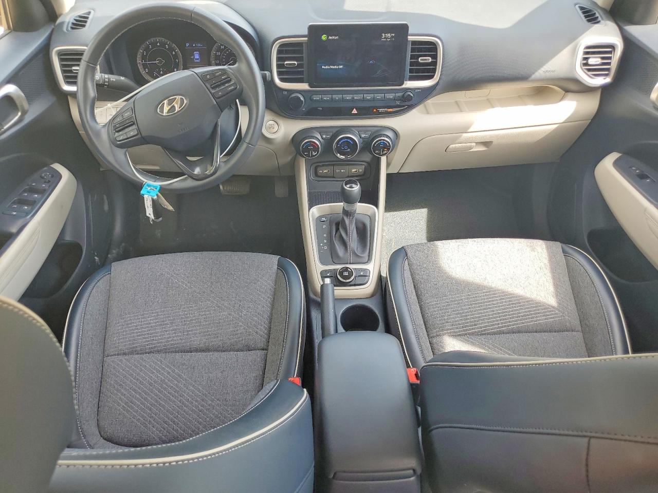 2022 Hyundai Venue VIN KMHRC8A35NU183171 photo 8
