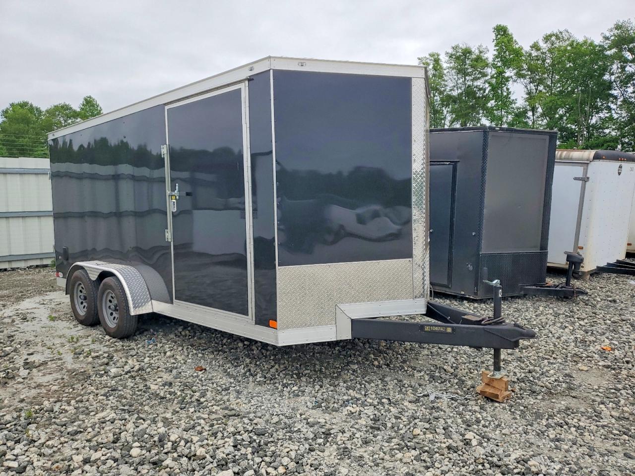 2026 COVERED Enclosed c VIN 53FBE1620TF104742 photo 1