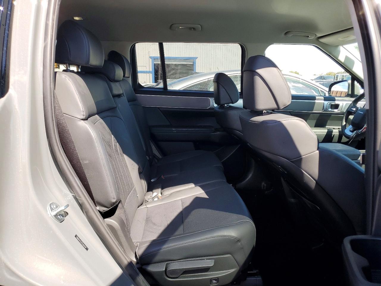 2026 Hyundai Santa fe VIN 5NMP24GLXTH203787 photo 10