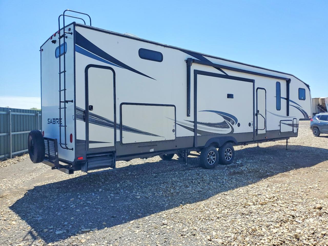 2020 SABRE Recreation VIN 5ZT3SR3B2L6103476 photo 4