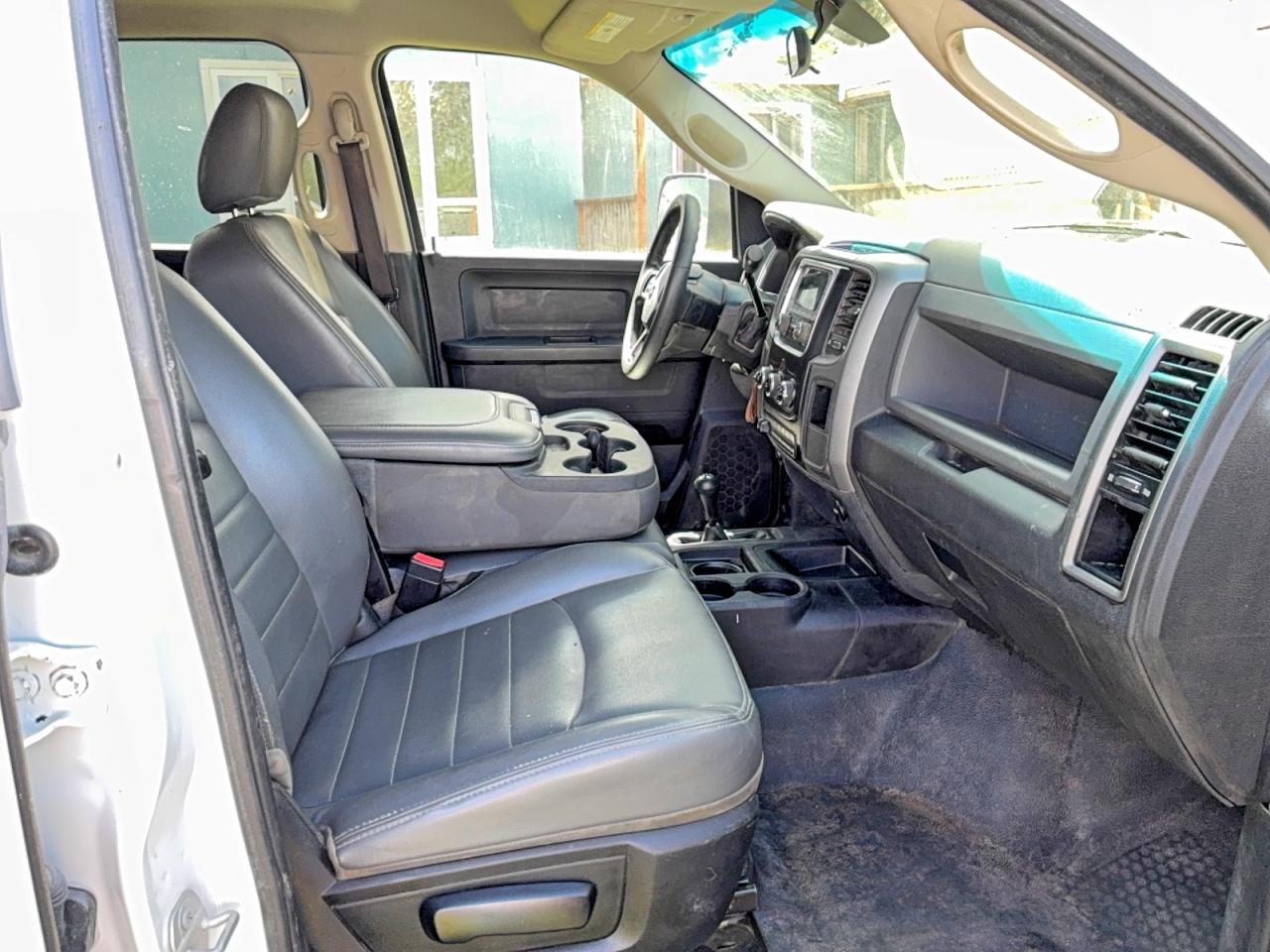 2018 Ram 3500 VIN 3C7WRTCL0JG270594 photo 5