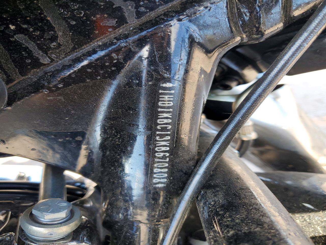 2019 HARLEY Fl VIN 1HD1KBC13KB670808 photo 9