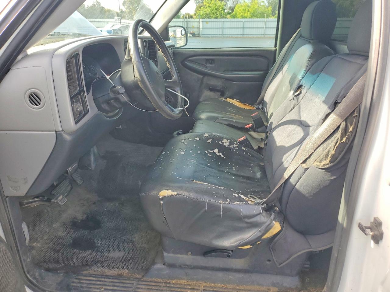 2001 CHEV Silverado VIN 1GCEC14T51E243119 photo 7
