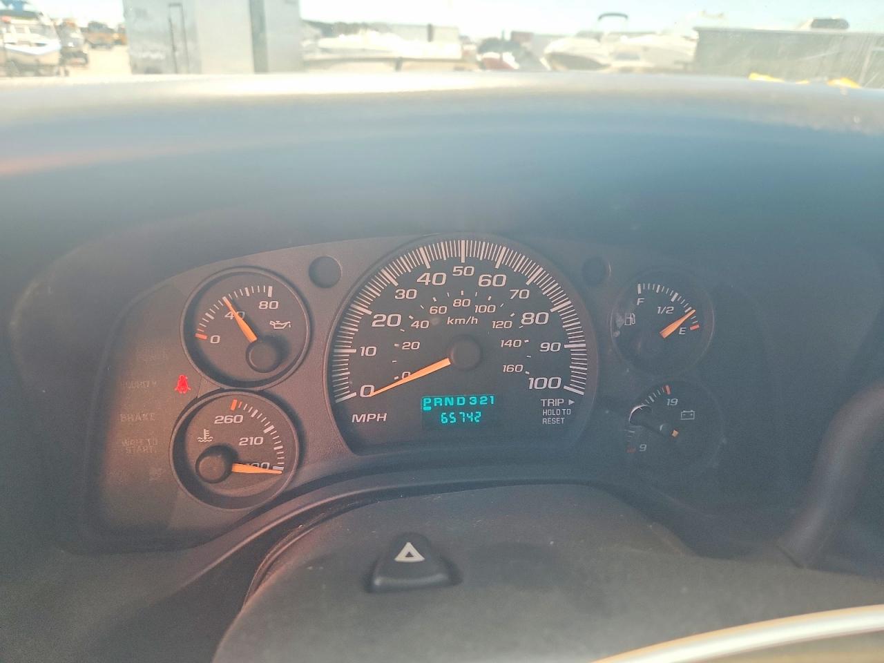 2004 GMC Savana VIN 1GDJG31U641180843 photo 9