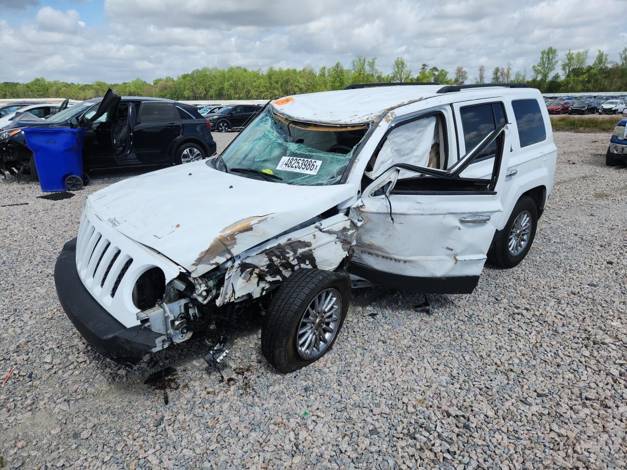 2016 Jeep Patriot VIN 1C4NJPBA5GD765807 photo 1