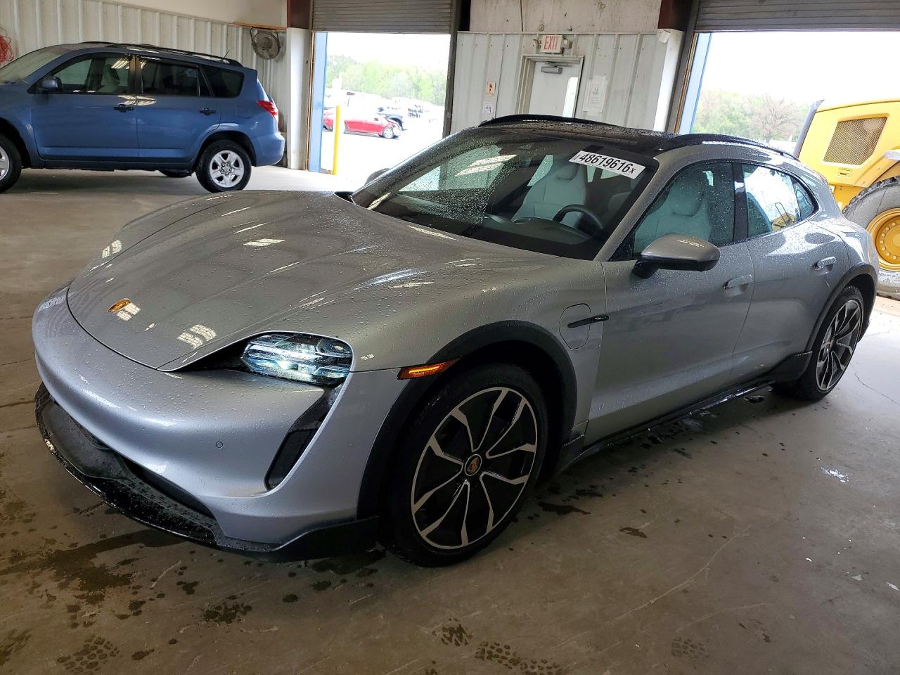 2022 Porsche Taycan VIN WP0BA2Y18NSA67149 photo 1