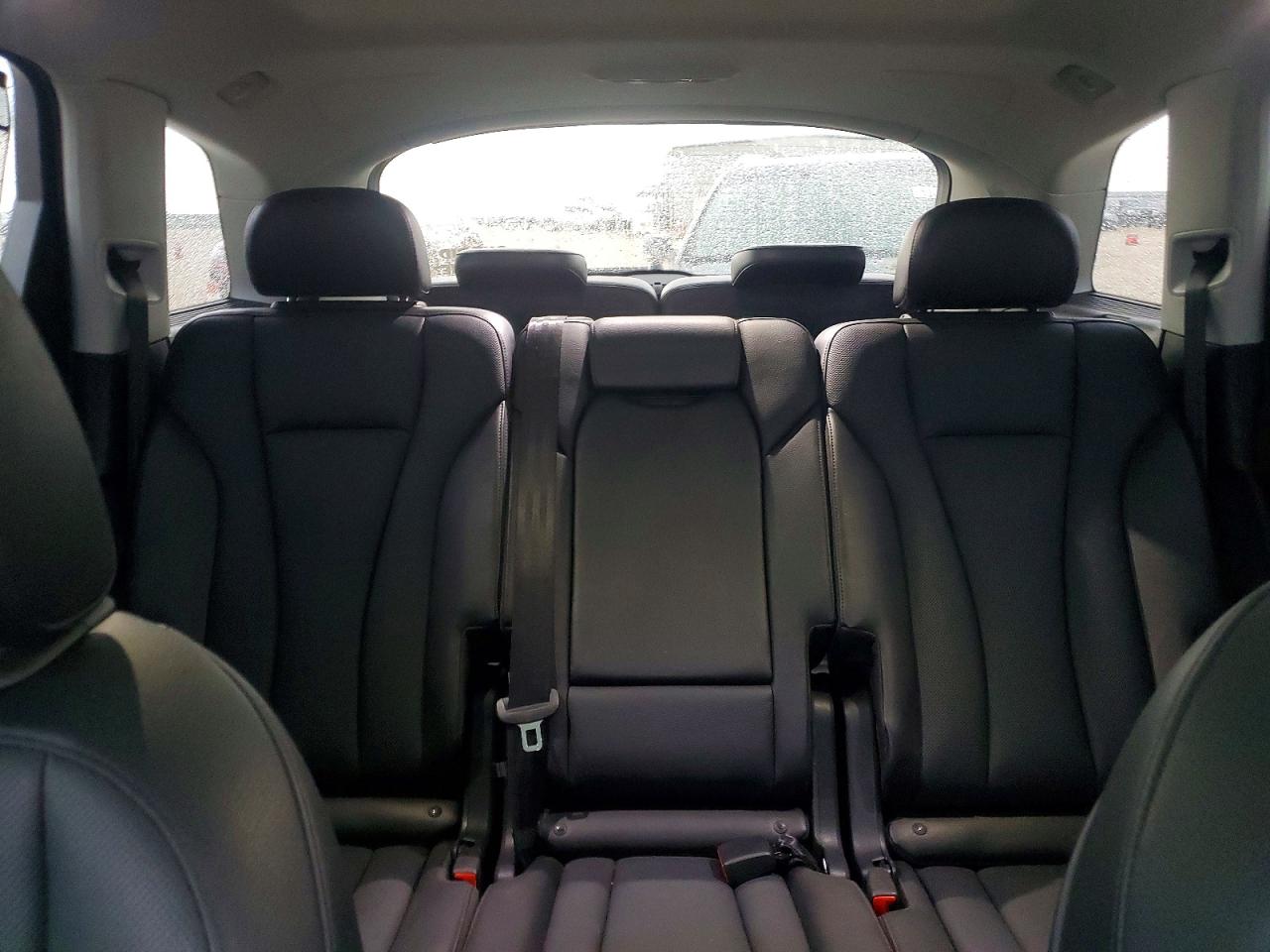 2018 Audi Q7 VIN WA1VAAF78JD048119 photo 10