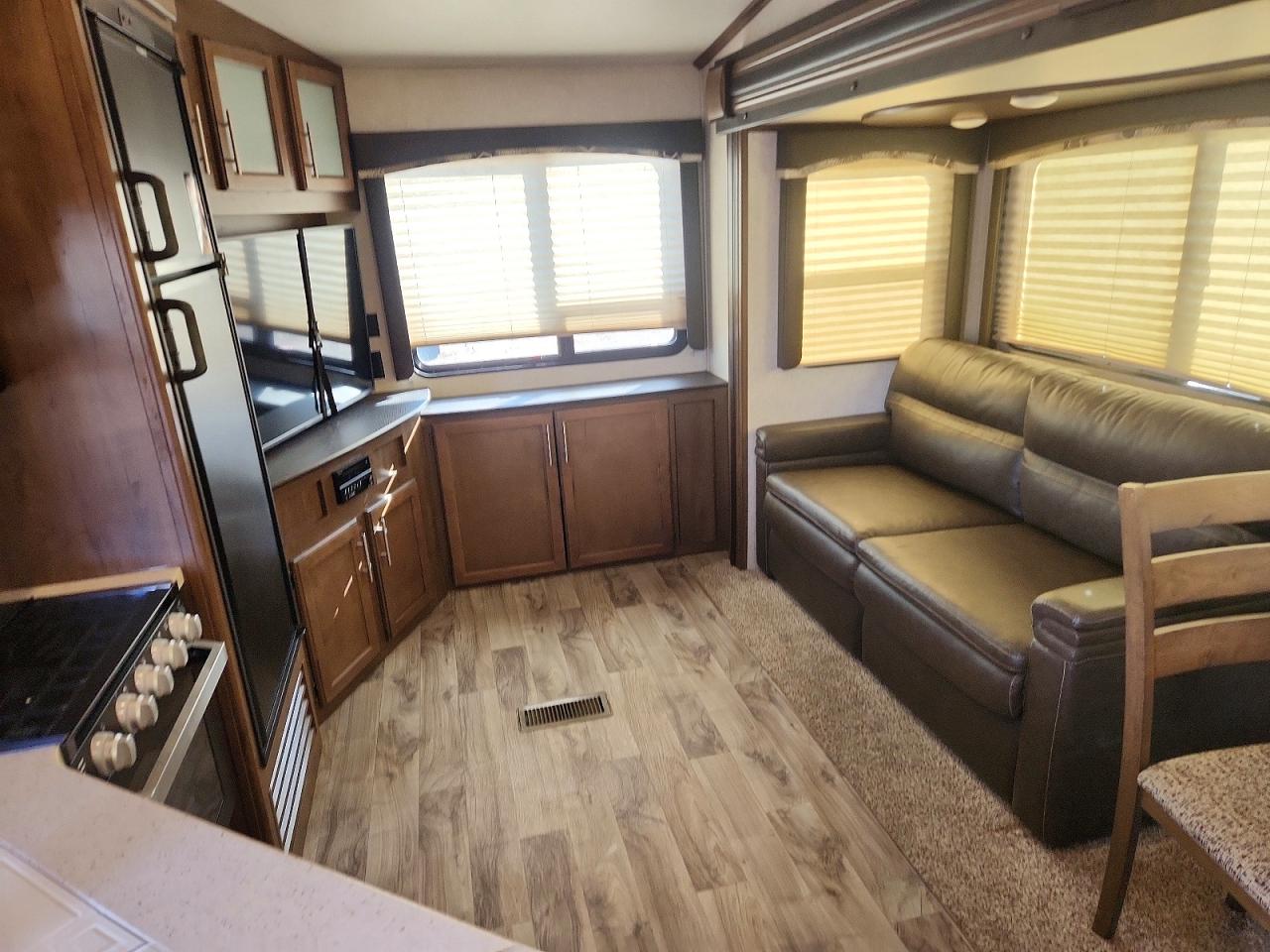 2019 KEYSTONE Cougar VIN 4YDF25R21KV505781 photo 6