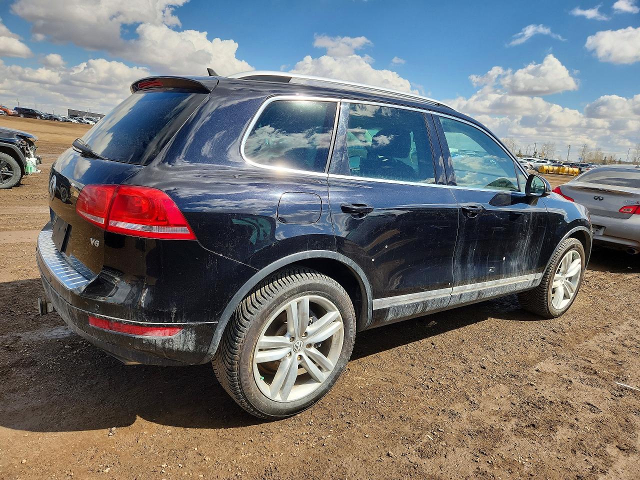 2013 Volkswagen Touareg VIN WVGDF9BPXDD010849 photo 3