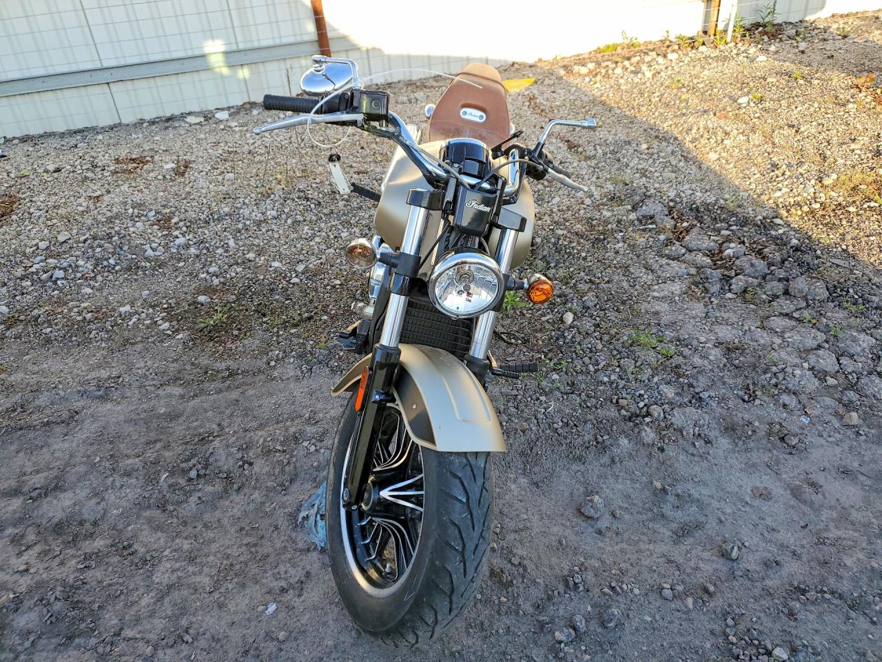 2019 INDIAN Motorcycle VIN 56KMSA004K3143711 photo 2