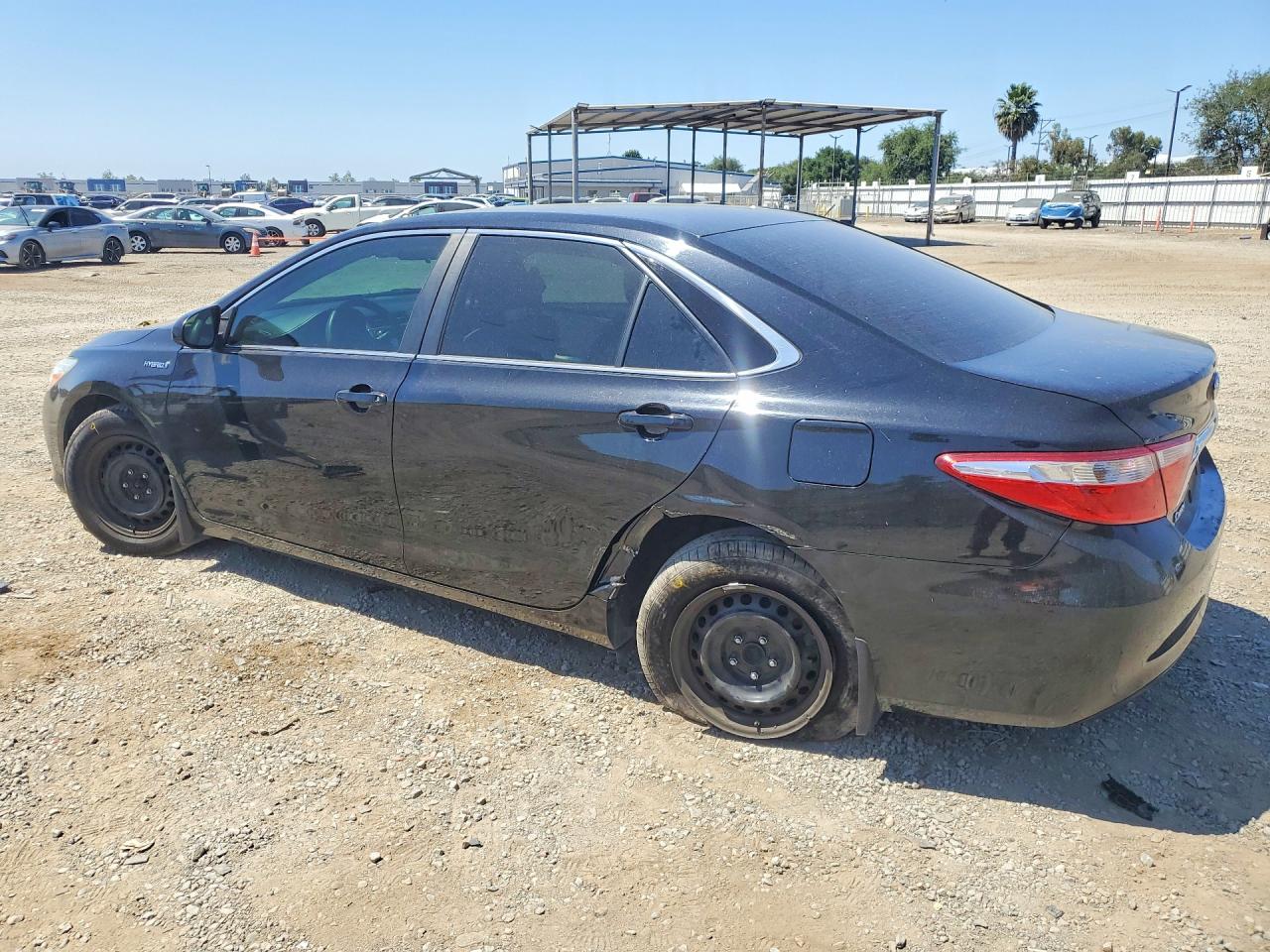 2015 Toyota Camry sola VIN 4T1BD1FK5FU175689 photo 2