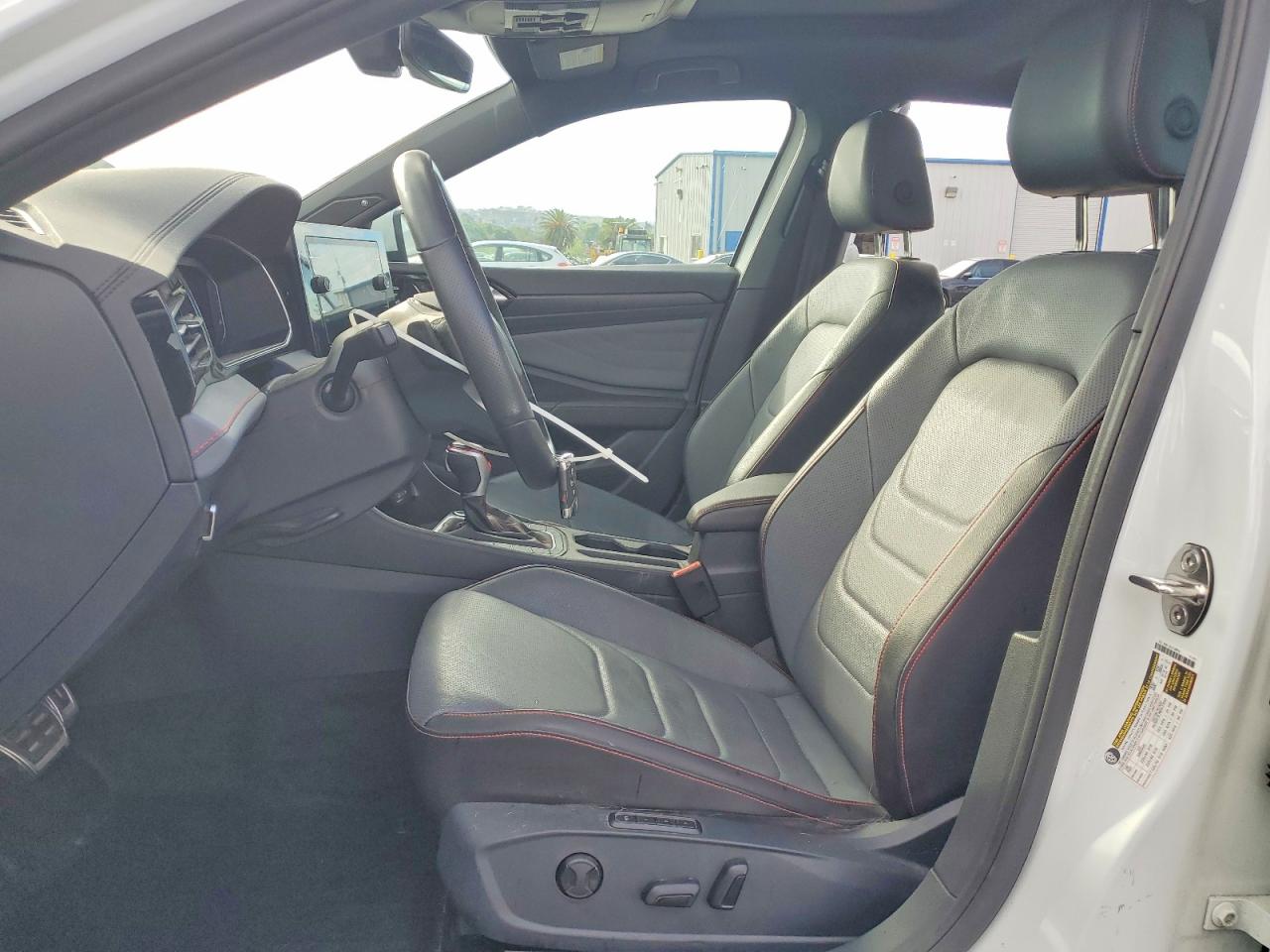 2025 Volkswagen Jetta VIN 3VW2T7BU9SM031818 photo 7