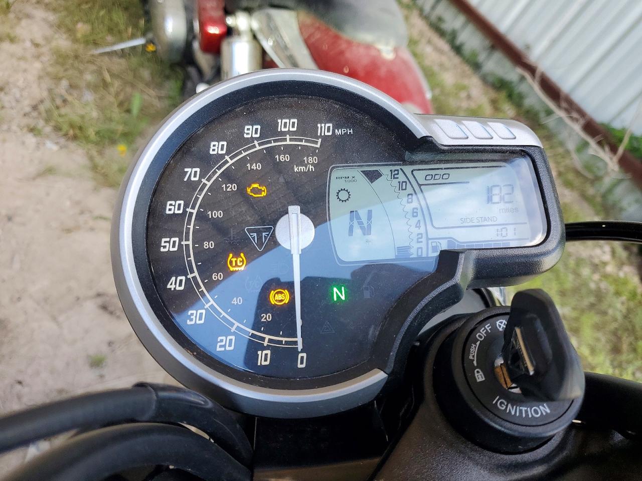 2026 TRIUMPH Speedtripl VIN SMTT127Y7TNA42940 photo 7