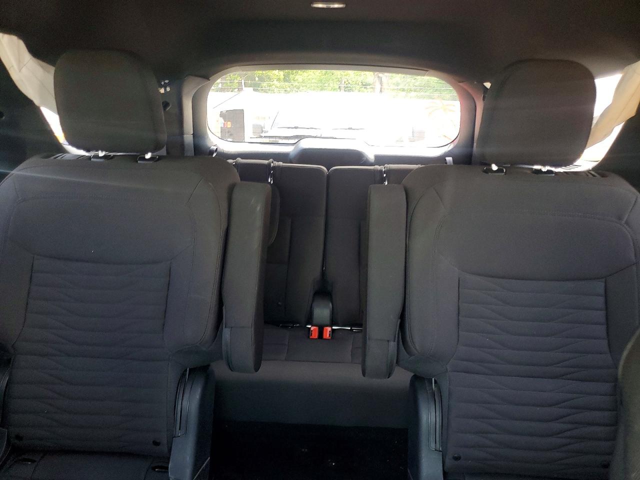 2020 Ford Explorer VIN 1FMSK8DH9LGB63836 photo 10