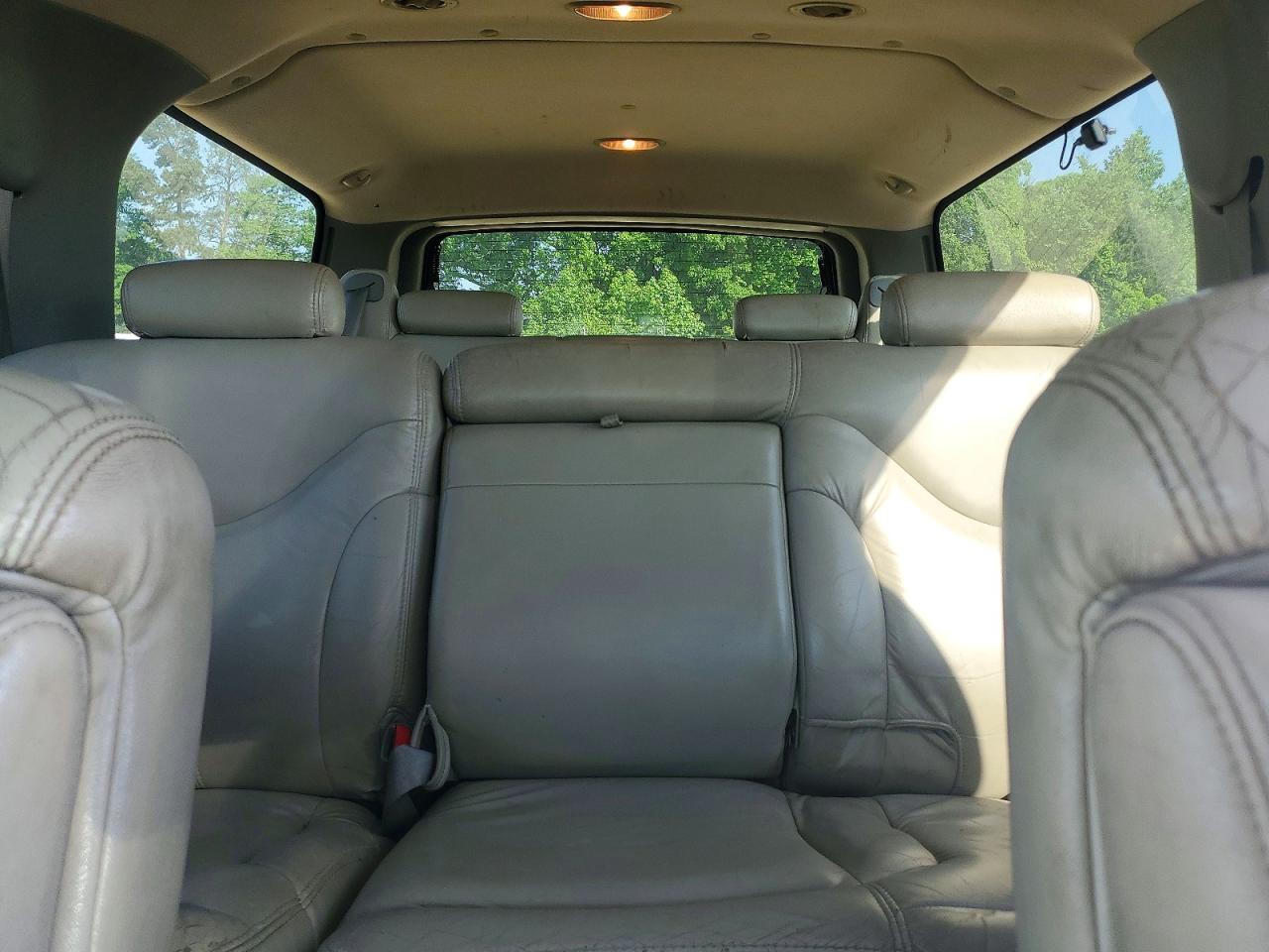 2000 GMC Yukon VIN 3GKFK16T8YG139963 photo 10