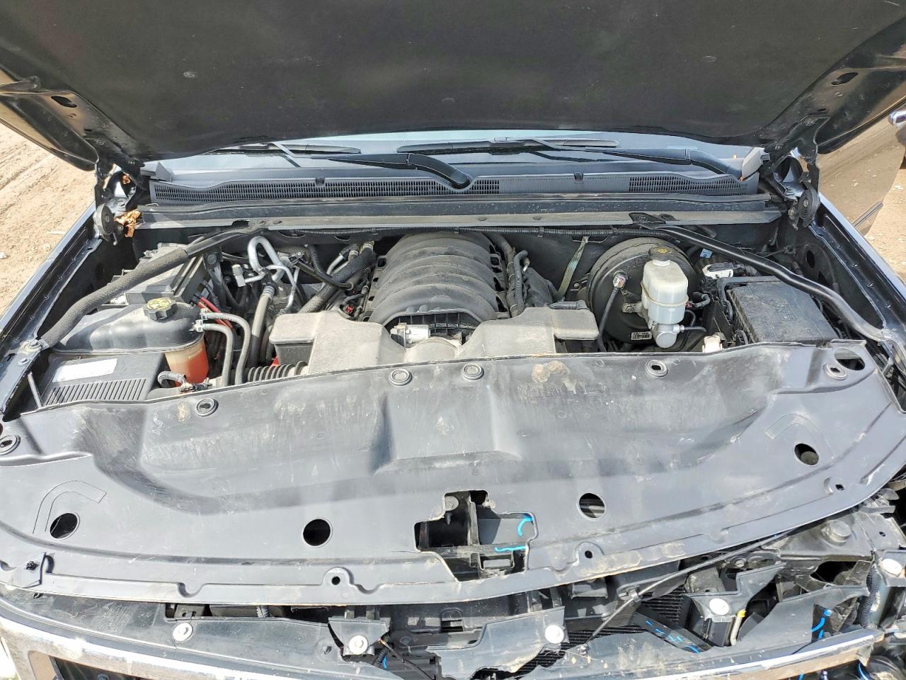 2017 Chevrolet Suburban VIN 1GNSKJKC6HR258554 photo 12