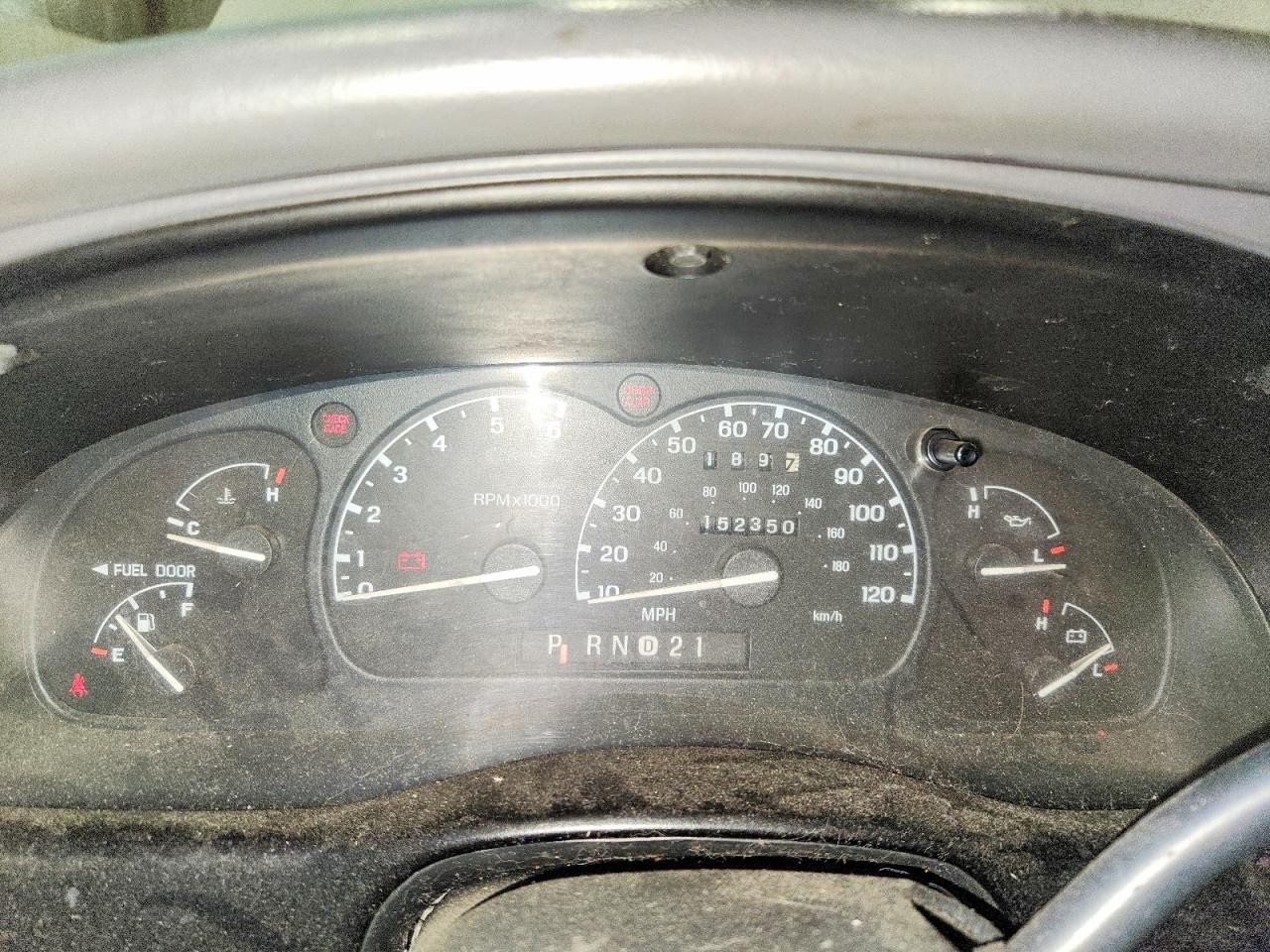 1999 Ford Explorer VIN 1FMZU34E6XZB30479 photo 9