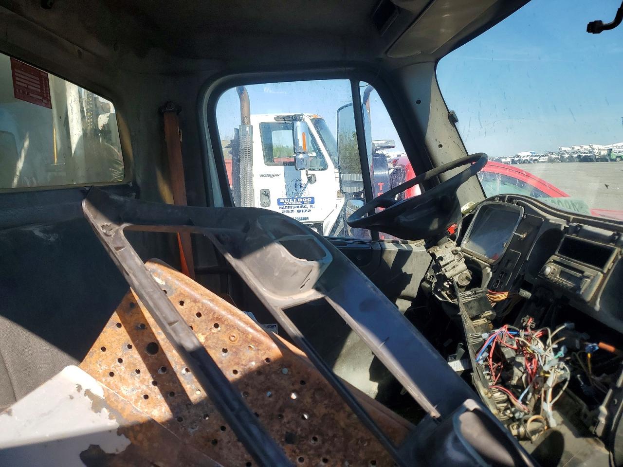 2016 FREIGHTLINER All other VIN 1FVHCYCY2GHGT3838 photo 5