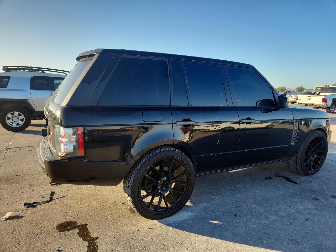 2011 Land Rangerover VIN SALMF1D41BA355879 photo 3