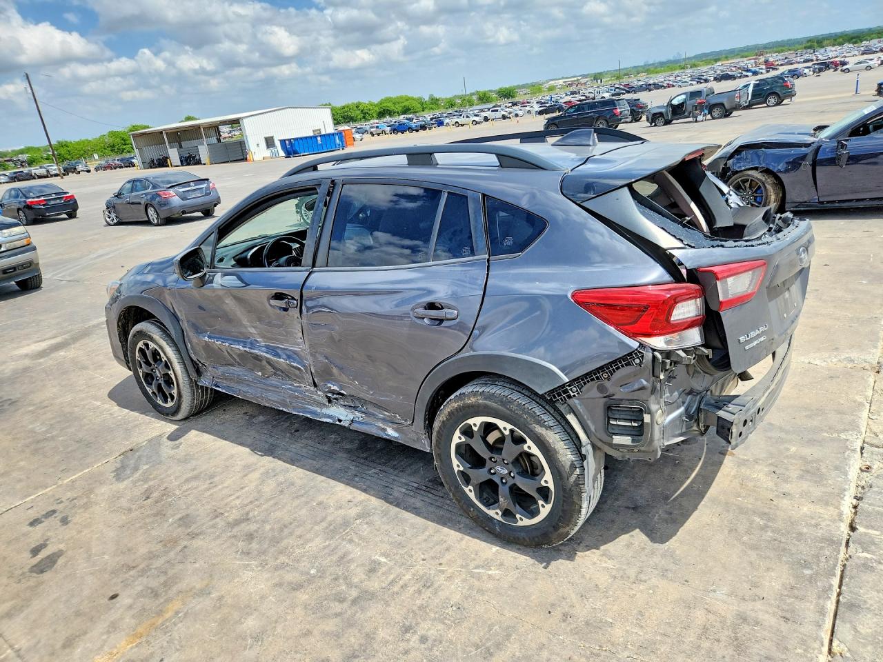2021 Subaru Crosstrek VIN JF2GTAPC6M8275652 photo 2