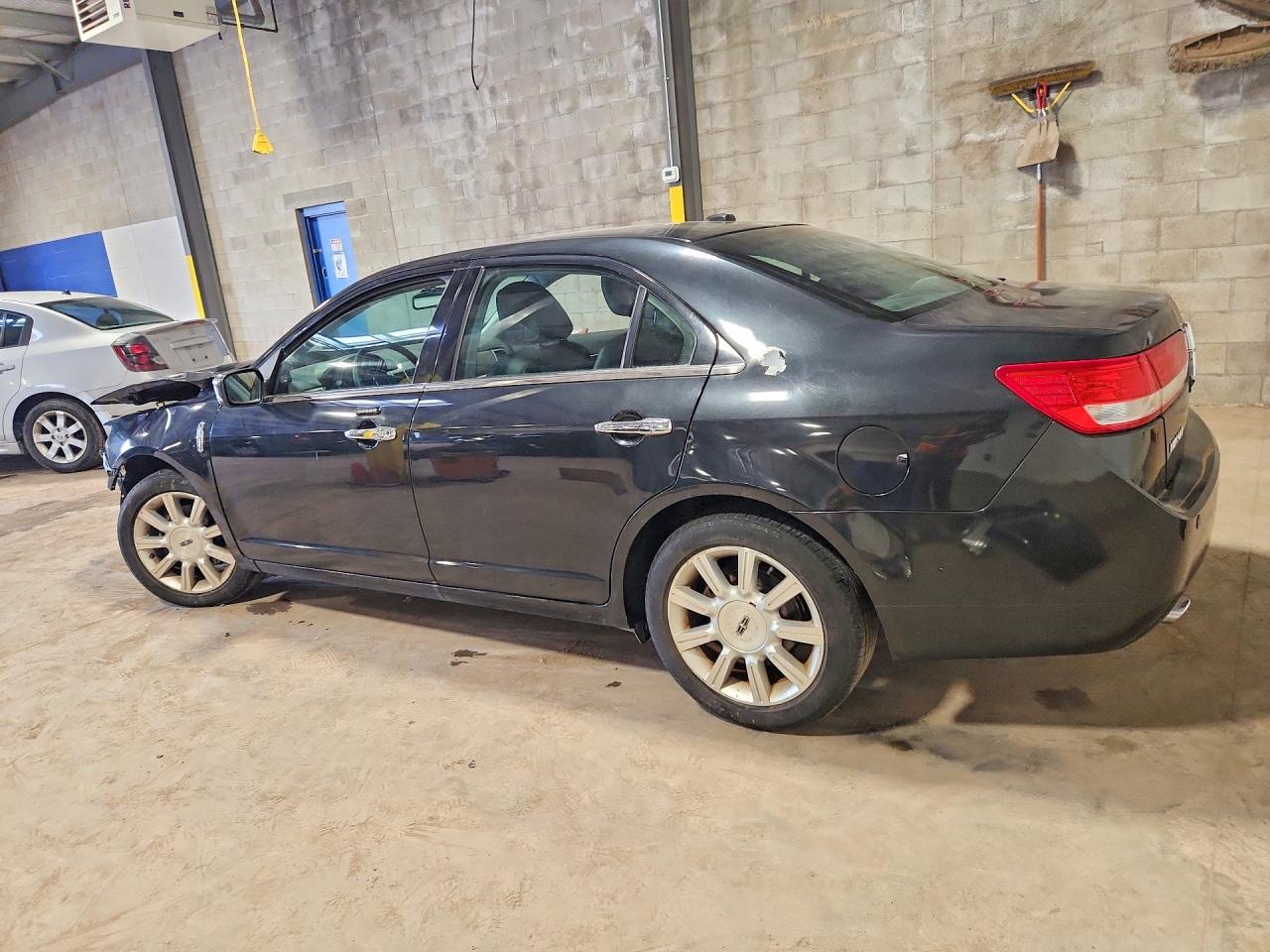 2010 Lincoln Mkz VIN 3LNHL2GC3AR636740 photo 2