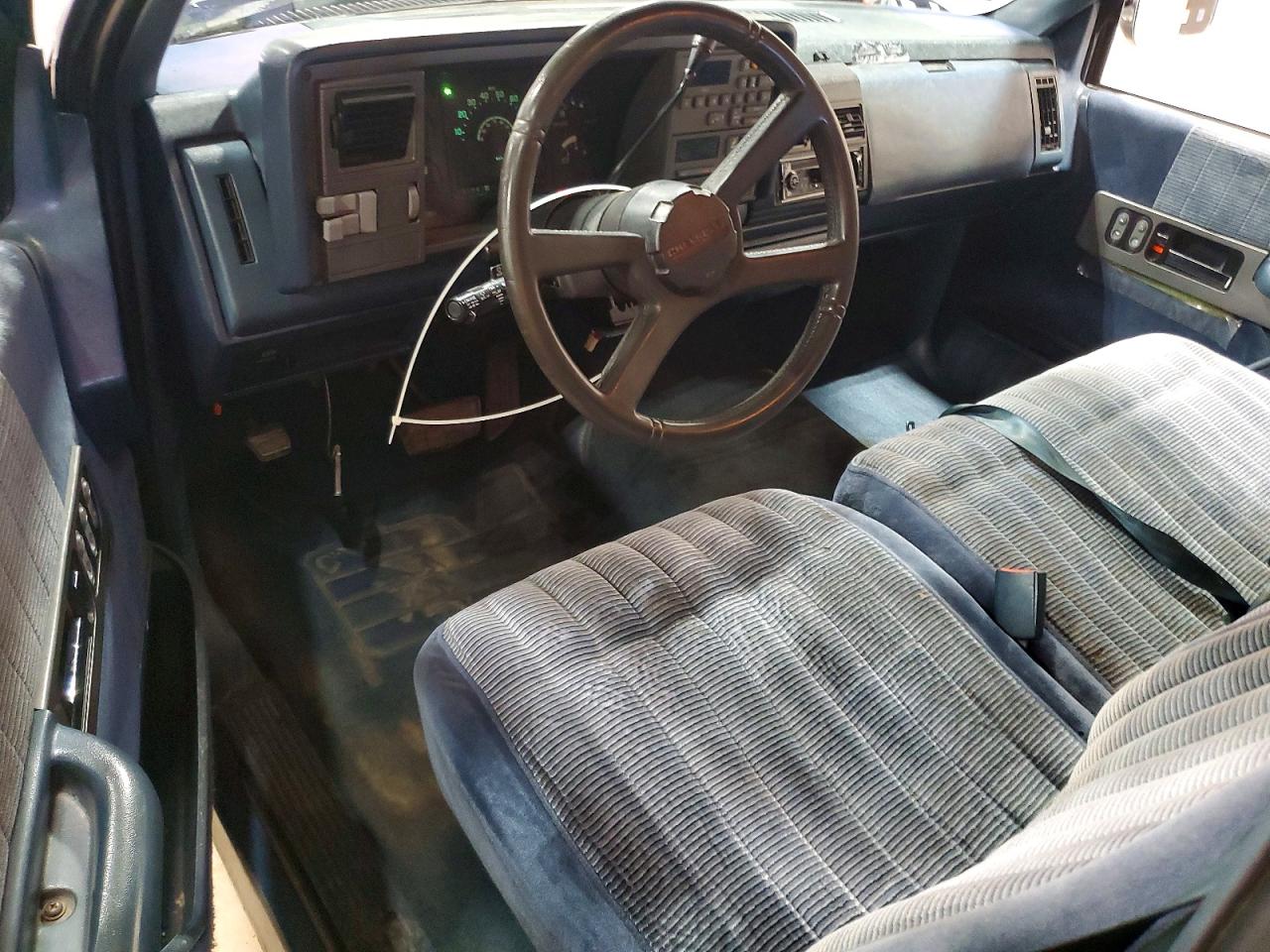 1990 Chevrolet Gmt VIN 1GCDC14K2LE245965 photo 8