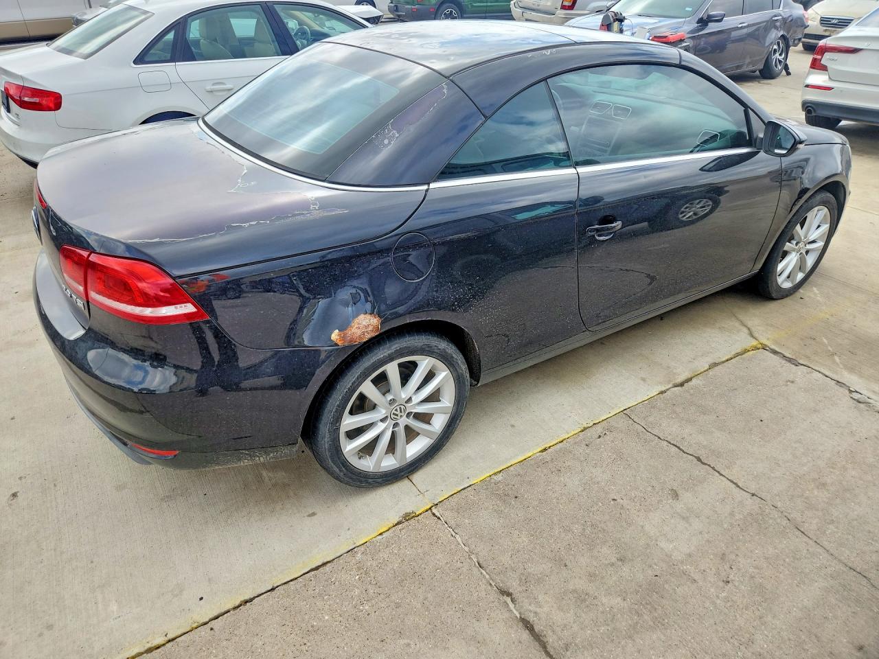 2013 Volkswagen Eos VIN WVWBW8AH5DV007299 photo 3
