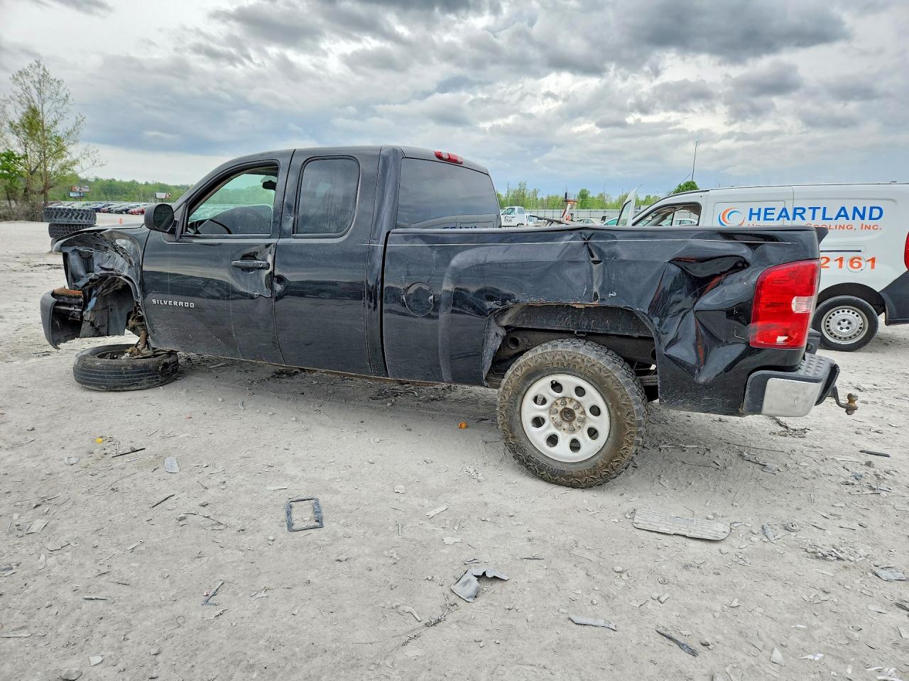 2011 CHEV Silverado VIN 1GCRCPEX5BZ111638 photo 2