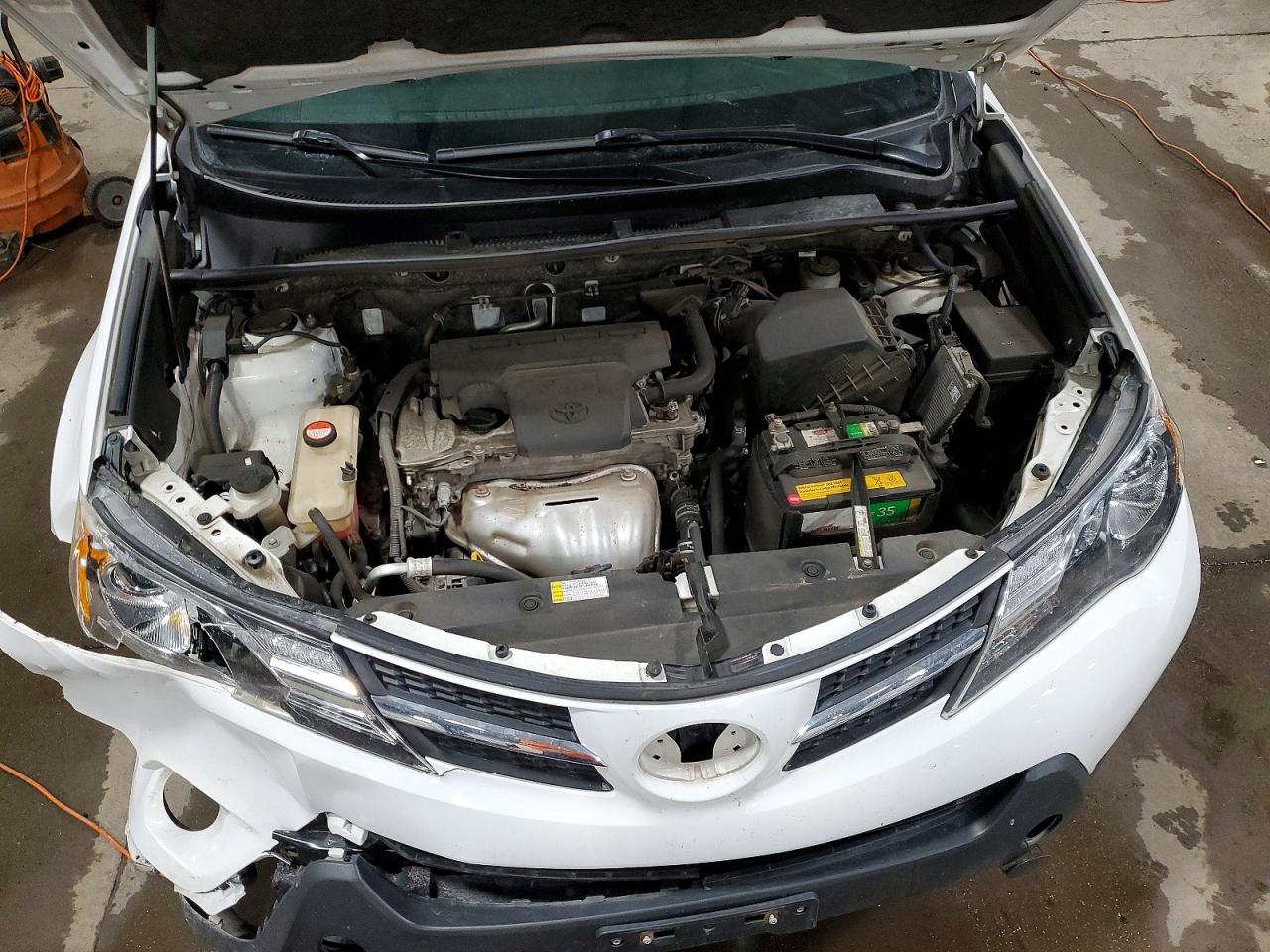2015 Toyota Rav4 VIN JTMRFREV2FD157500 photo 12