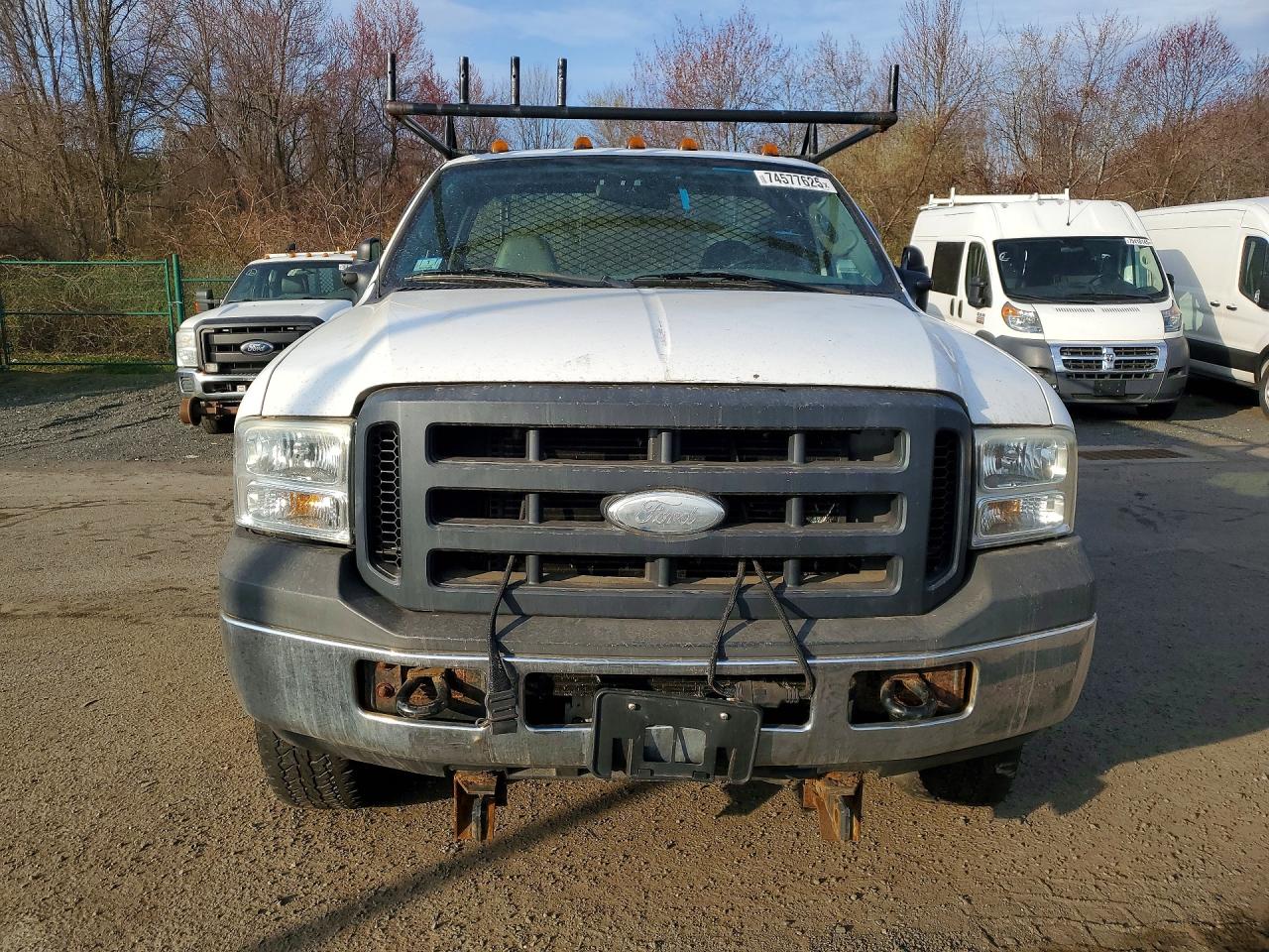 2007 Ford F250 VIN 1FTNF21597EB23092 photo 5
