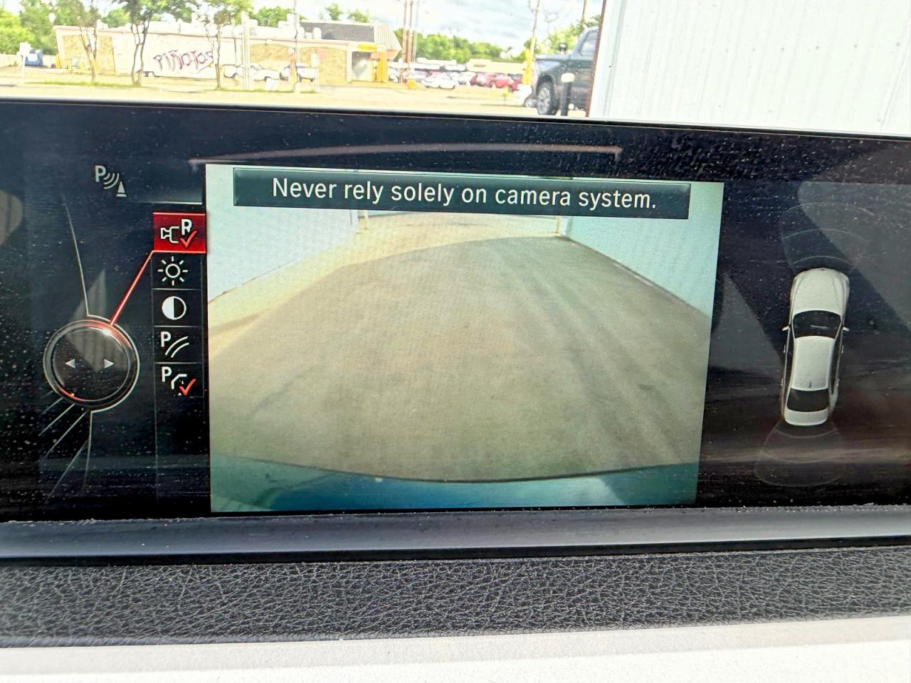 2016 BMW 3 series VIN WBA8E5G55GNT93166 photo 11