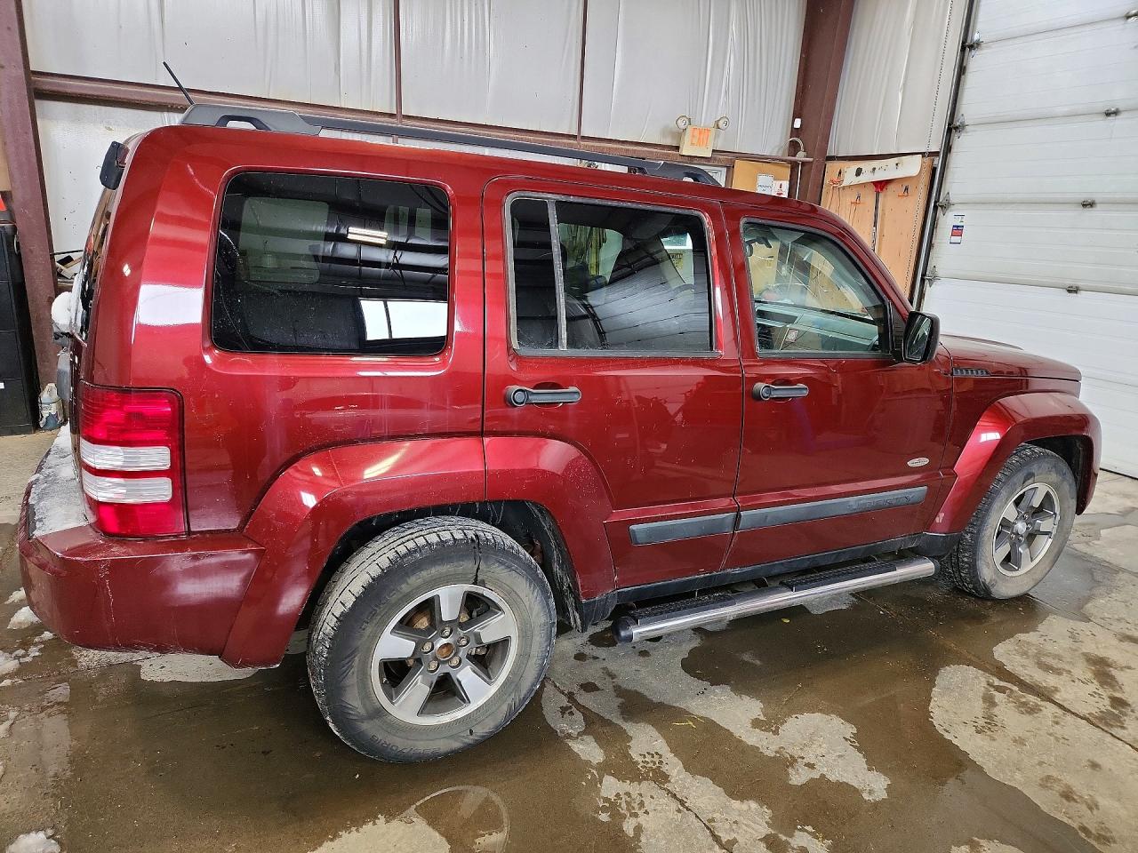 2008 Jeep Liberty VIN 1J8GN28K58W208183 photo 3
