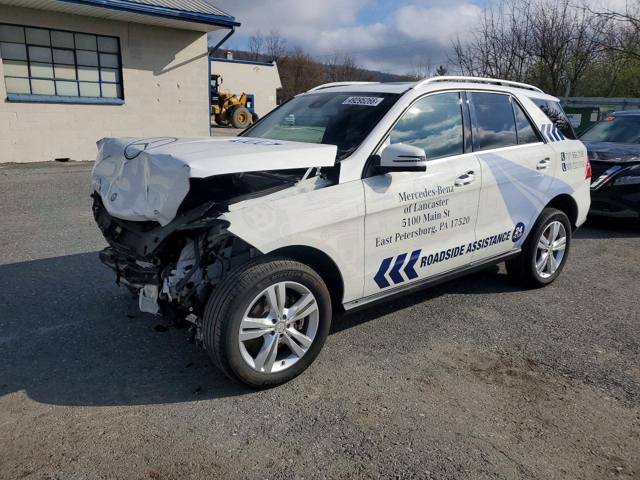 2015 Mercedes-Benz M-class VIN 4JGDA5HBXFA585007 photo 1