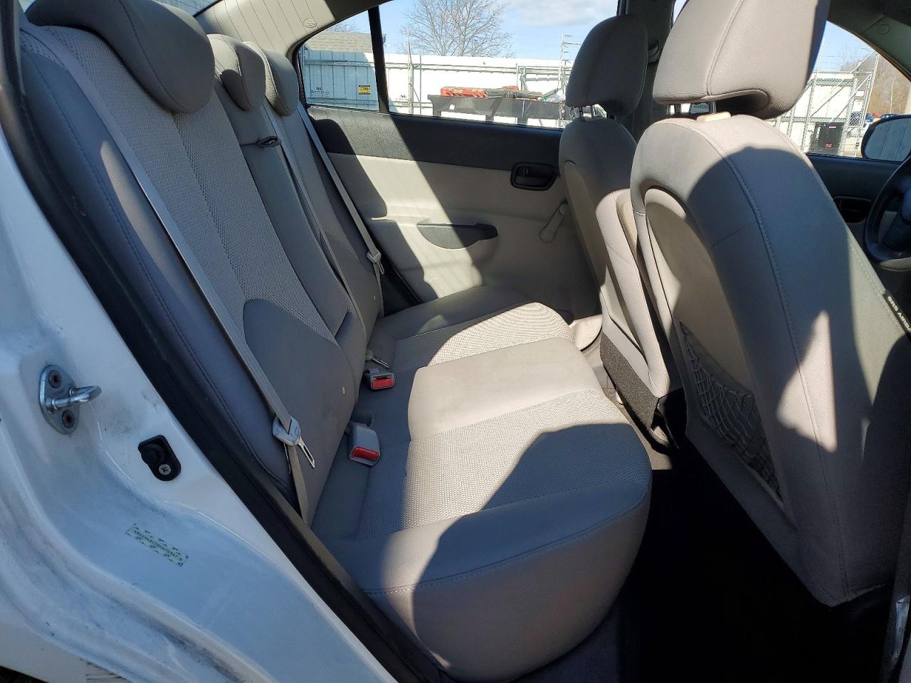 2011 Hyundai Accent VIN KMHCN4AC5BU610367 photo 10