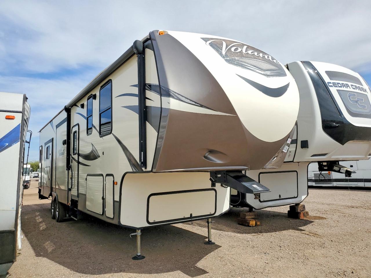 2018 KEYSTONE Unknown VIN 4YDF36025J9360493 photo 1