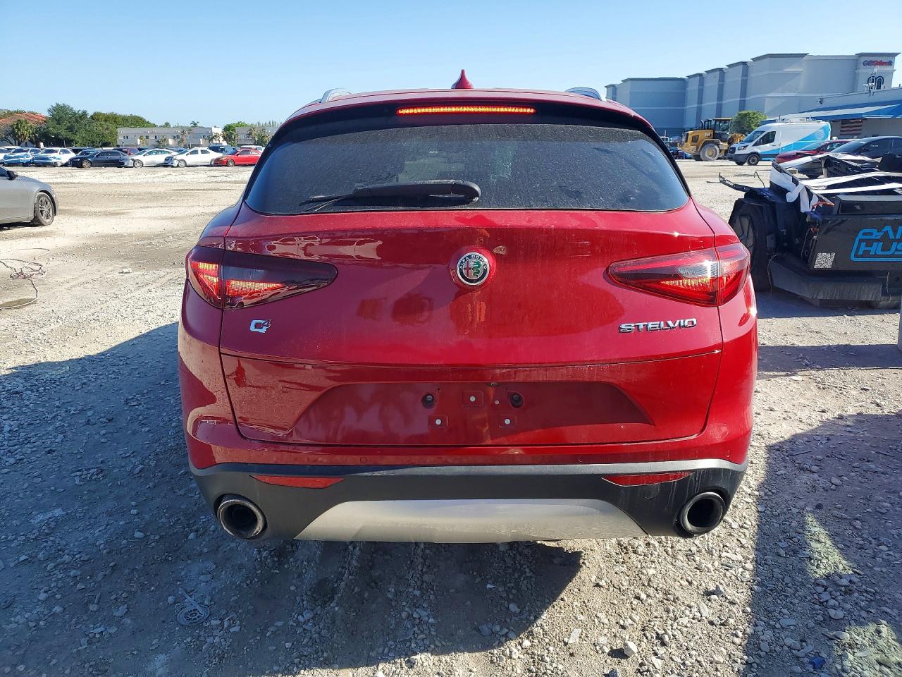 2018 Alfa Stelvio VIN ZASFAKAN7J7B64374 photo 6