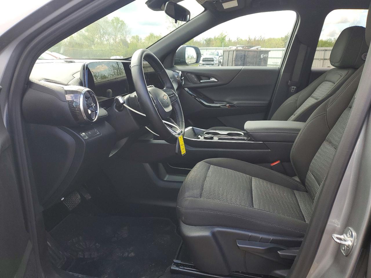 2026 Chevrolet Equinox VIN 3GNAXHEG6TL119447 photo 7