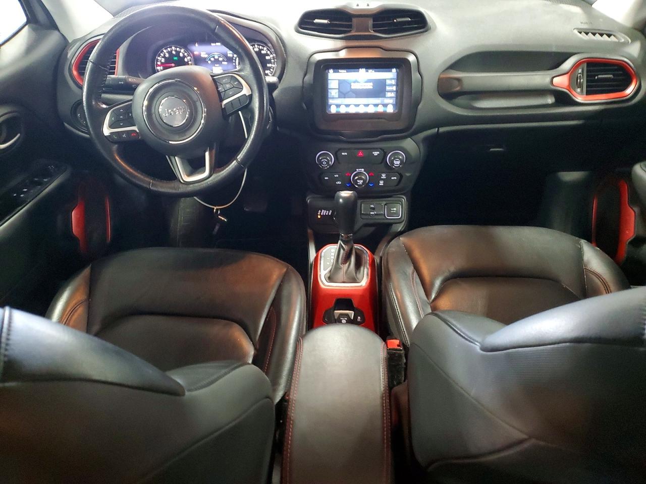 2018 Jeep Renegade VIN ZACCJBCB1JPH69217 photo 8