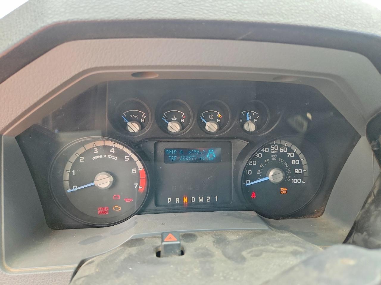 2016 Ford F350 VIN 1FDRF3G62GEB56745 photo 9